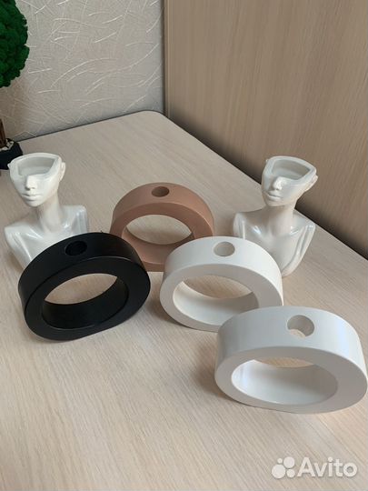 Ваза для цветов из гипса