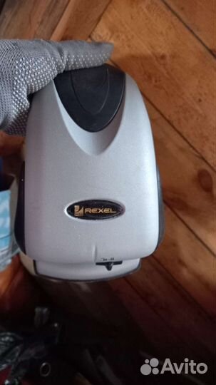 Дырокол rexel P265