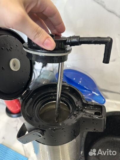 Термос с помпой