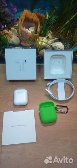 Беспроводные наушники airpods