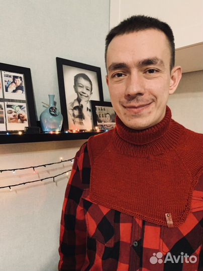 Манишка вязаная ручной работы