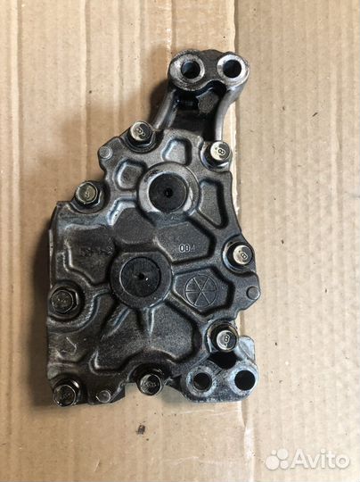 Mazda BT-50 Ford Ranger насос масляный