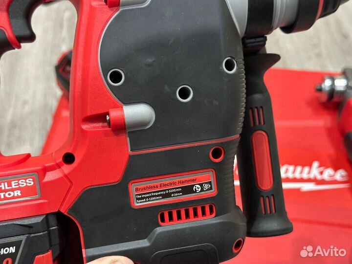 Набор инструментов Milwaukee 4в1 (Арт.32686)