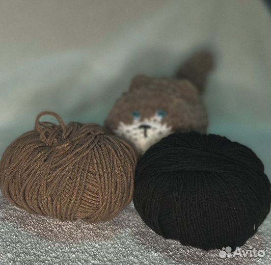 Котик вязаный