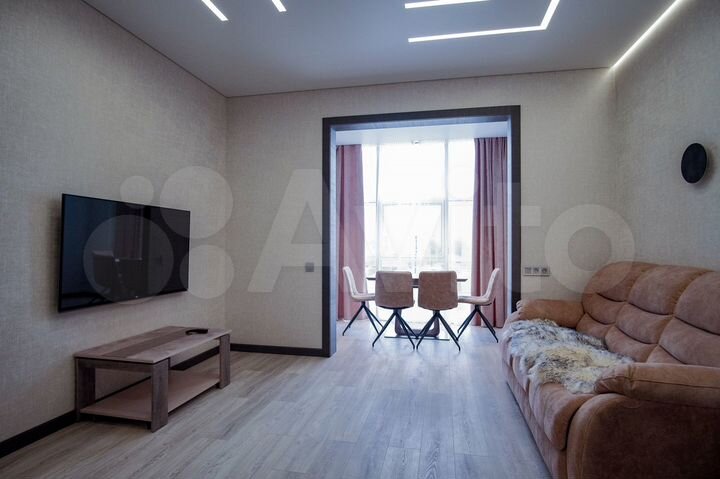 2-к. квартира, 64 м², 3/9 эт.