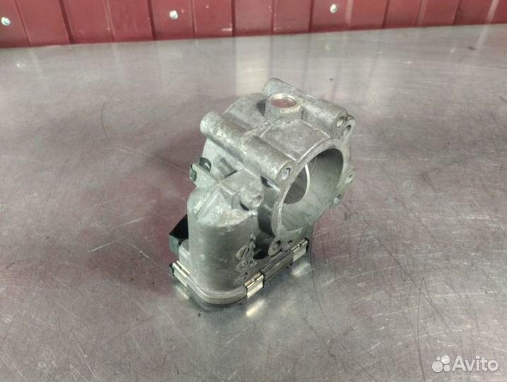 Заслонка дроссельная Mercedes E-Class W211 OM642