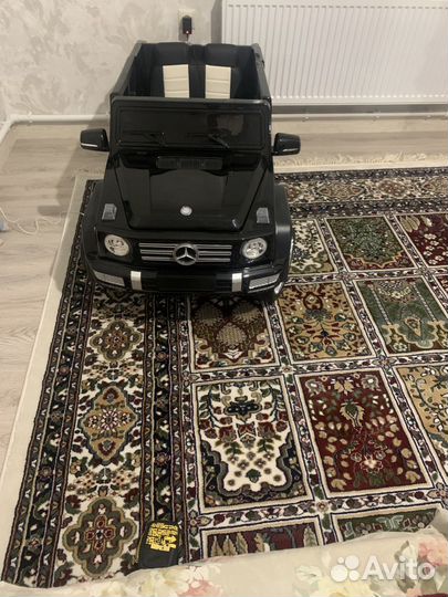 Детская машина электромобиль с пультом