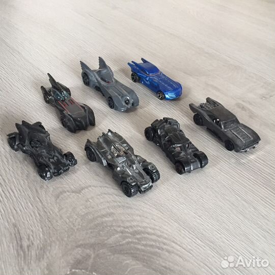 Hot wheels batmobile
