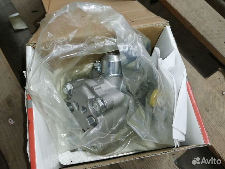 Насос гур toyota land cruiser 200 2007-2012