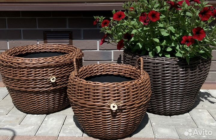 Кашпо из ротанга