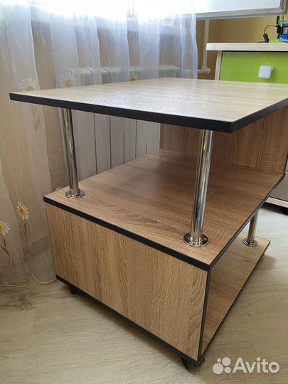 Журнальный стол