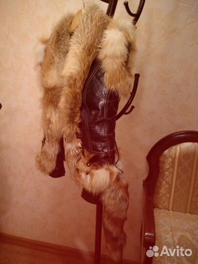 Меховая жилетка + куртка