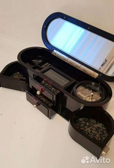 Музыкальная шкатулка