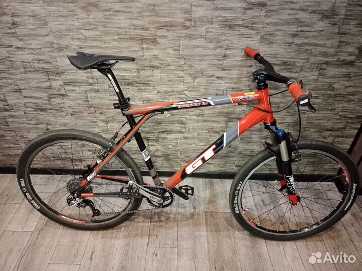 Велосипед горный,gt avalanche 0.0 вес 9 кг
