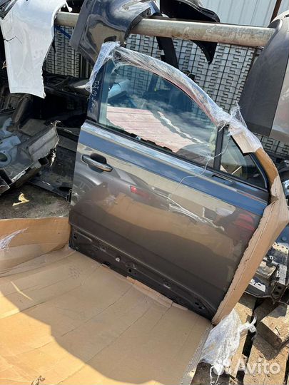 Дверь передняя правая Audi Q7 4M 2019 г