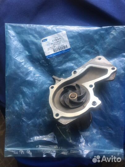 Помпа ford focus 3