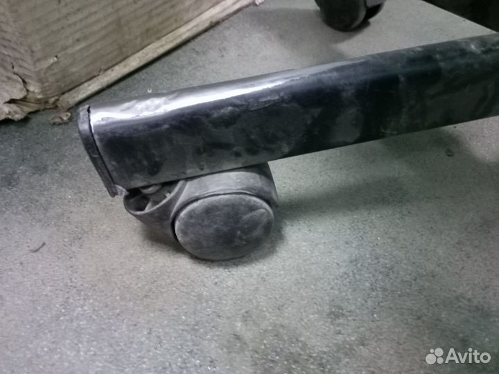 Компьютерное кресло