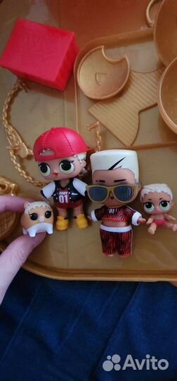 Лол Сюрприз омг Семья Сваг