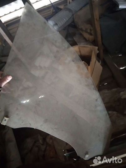 Стекла передних дверей Ниссан AD, wingroud w 10