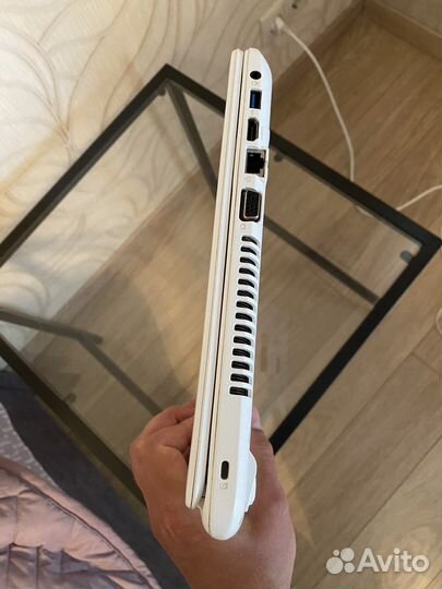 Ноутбук Acer aspire v3 572g