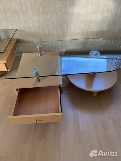 Журнальный стол (стекло)