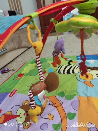 Развивающий коврик tiny love