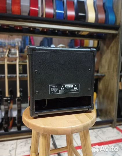 Комбоусилитель для электро гитар Fabio GA-20 Новый