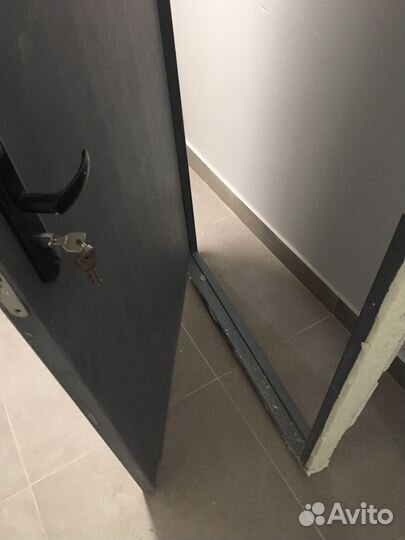 Дверь межкомнатная 800 с коробкой бу левая