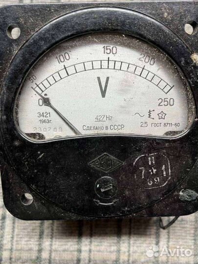 Э421, 63 г.в. 2,5 кл. (пред.изм 0-250V) 427Hz