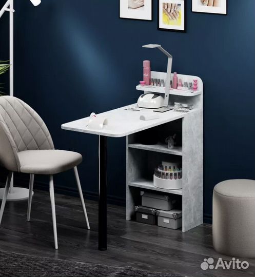 Маникюрный стол складной
