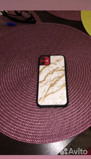 Чехол на iPhone 11 оригинал новый guess