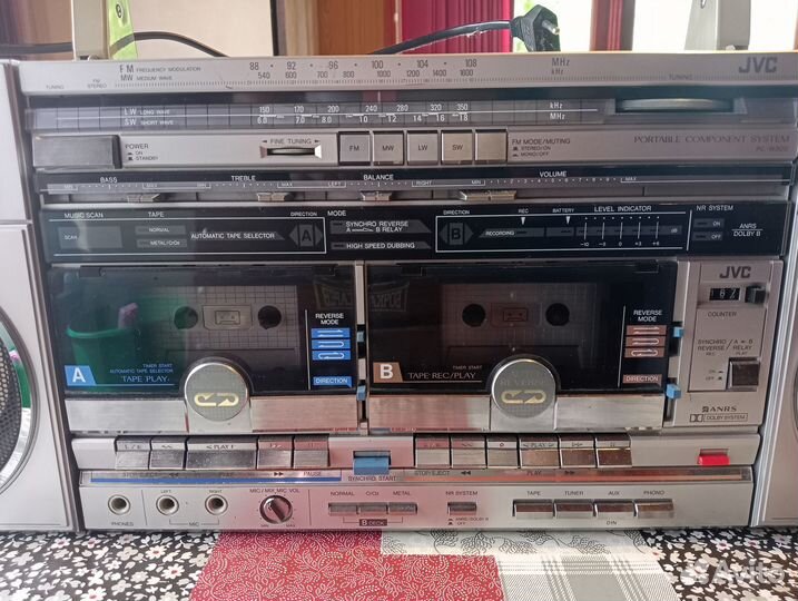 Магнитола JVC PC-W300