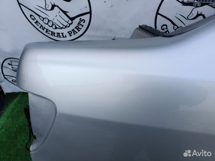 Крыло заднее правое Toyota Brevis JCG10 1JZ 2003