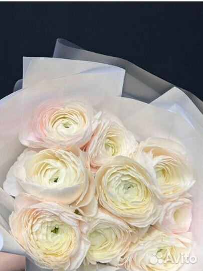 Доставка цветов ранункулюсы