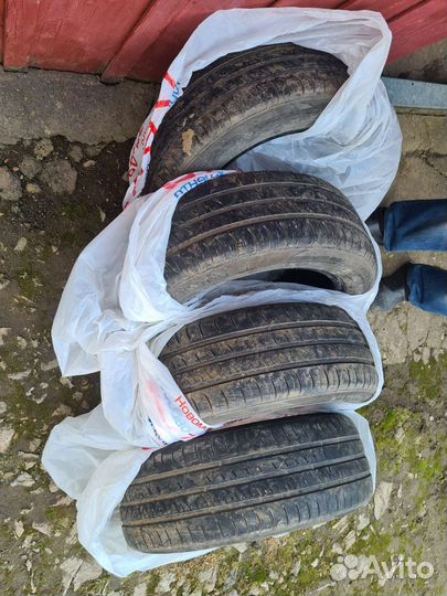 Kumho Ecowing ES01 KH27 205/55 R16