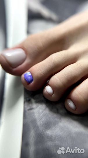 Аппаратный педикюр