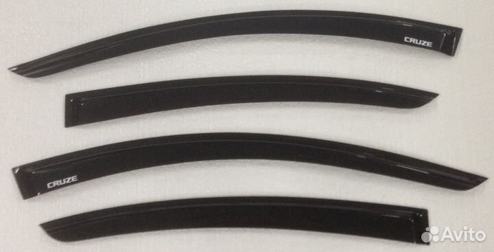 Дефлектор двери Chevrolet Cruze седан с 2009