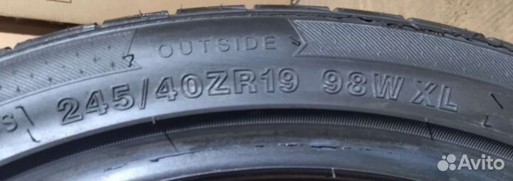 Arivo Ultra ARZ4 245/40 R19