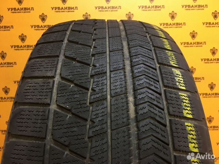 Bridgestone Blizzak VRX 255/45 R19 104S