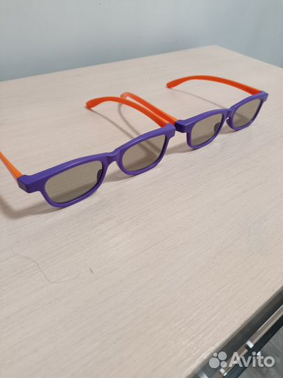 Наушники, часы, 3D очки