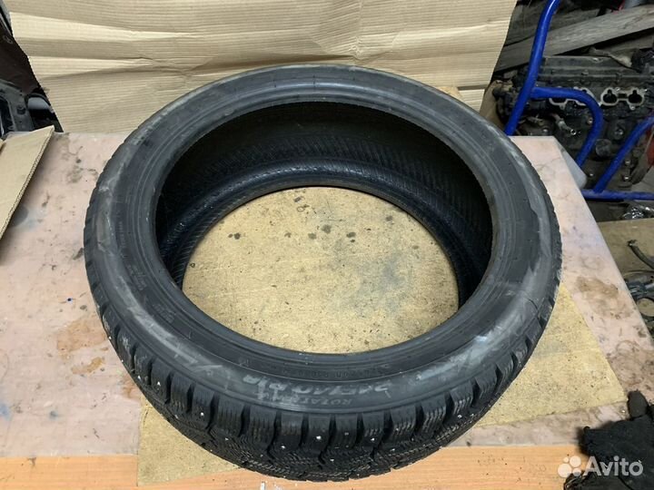 Pirelli Ice Zero 245/40 R18 97H