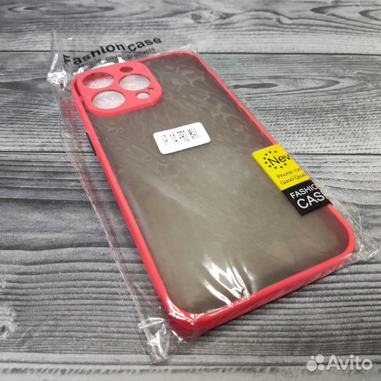 Чехол для iPhone 14 pro max пластиковый красный