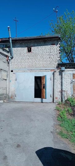 Гараж, > 30 м²