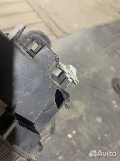 Фара mitsubishi galant 7