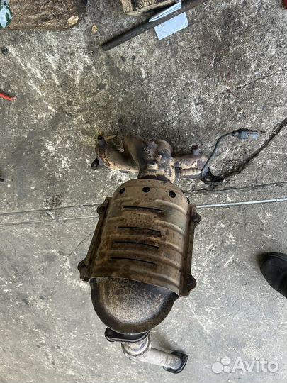 Выпускной коллектор kia rio 2 с катализаторм