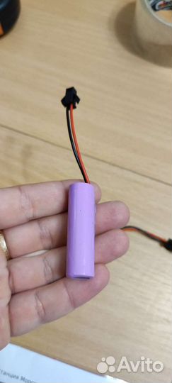 Аккумулятор литиевый с выводами