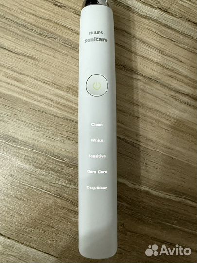 Электрическая зубная щетка Philips Sonicare новая