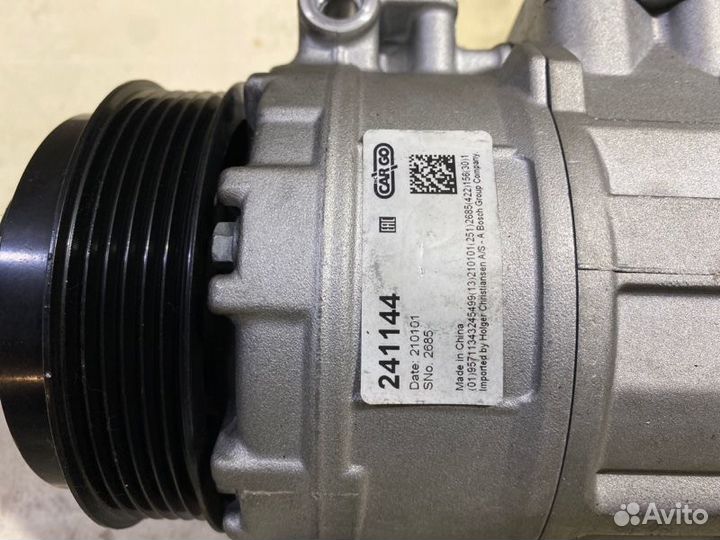 Компрессор кондиционера Mercedes-Benz E-Class W212