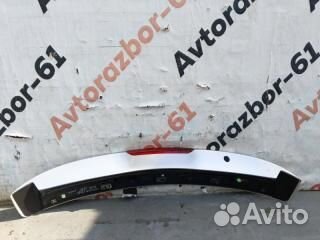 Спойлер крышки багажника Ford Focus 2 2008