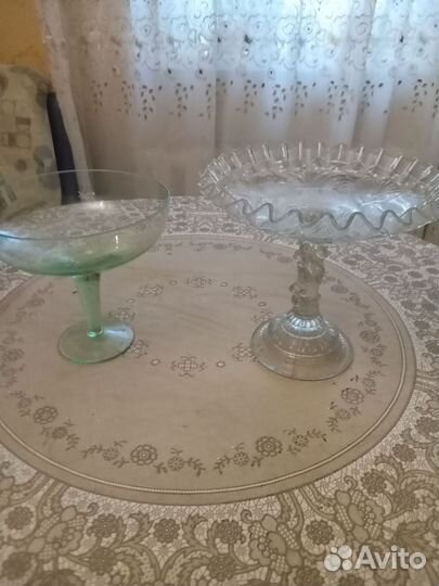 Ваза для фруктов на ножке цветное стекло СССР